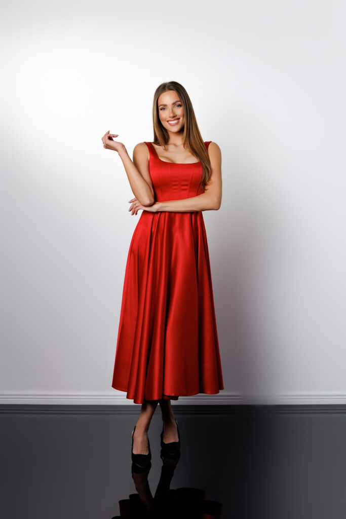 scarlet-dress